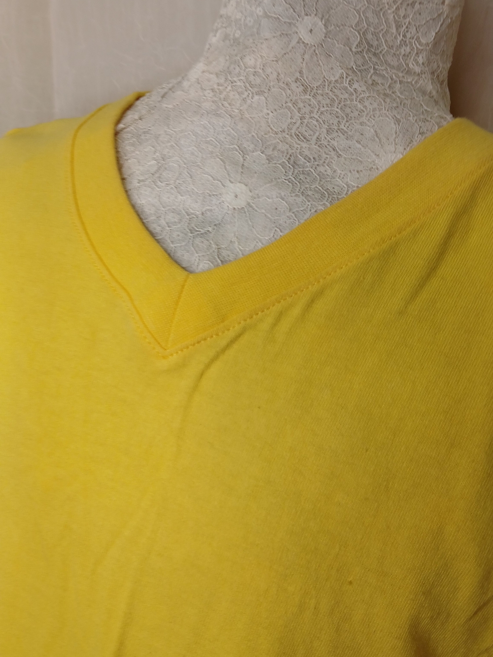 Access V-Neck Cotton Tee in Bright Yellow XL - Picture 3 of 4